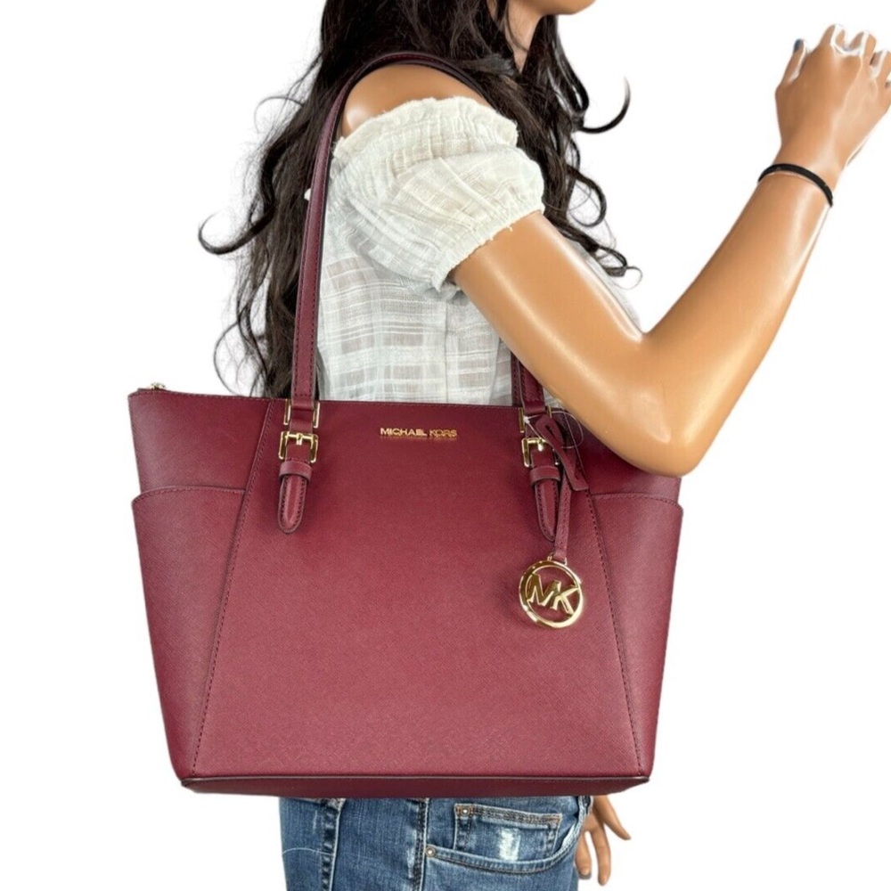 Maroon/Berry Michael Kors Purse. Perfect condition!